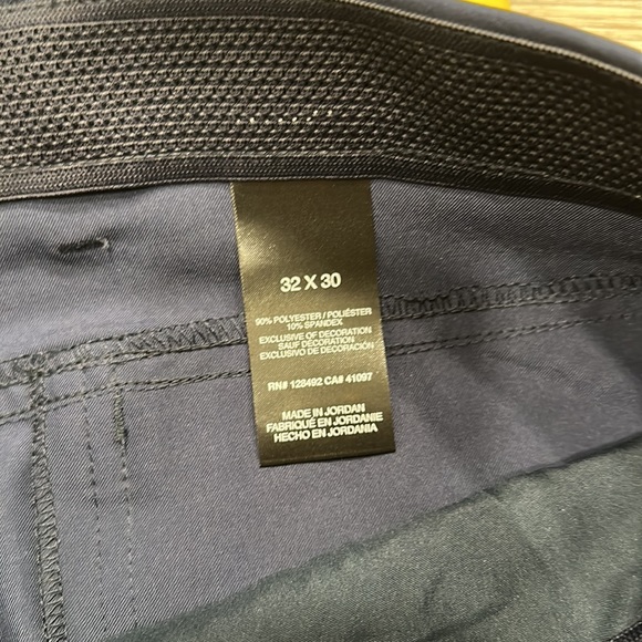 NWT • Greg Norman • ultimate 5 pocket pant - Picture 3 of 6